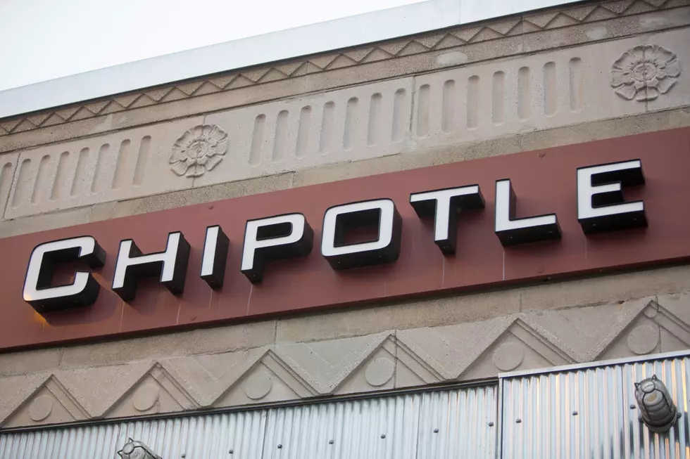 Get Free Chips and Guac, Chipotle